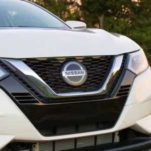 2020 nissan rogue fascia