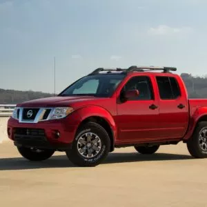 2020 nissan frontier parked outside