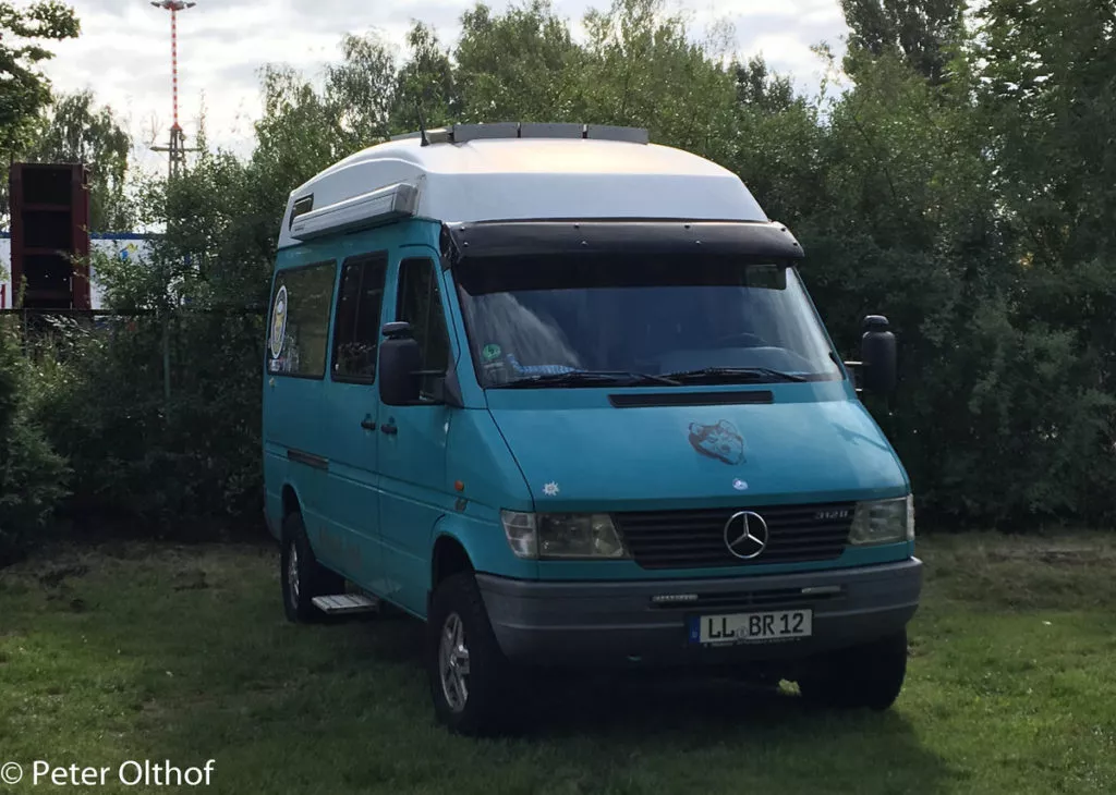 mercedes benz sprinter cargo van