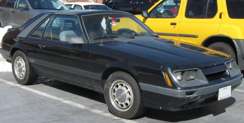 86 ford mustang car