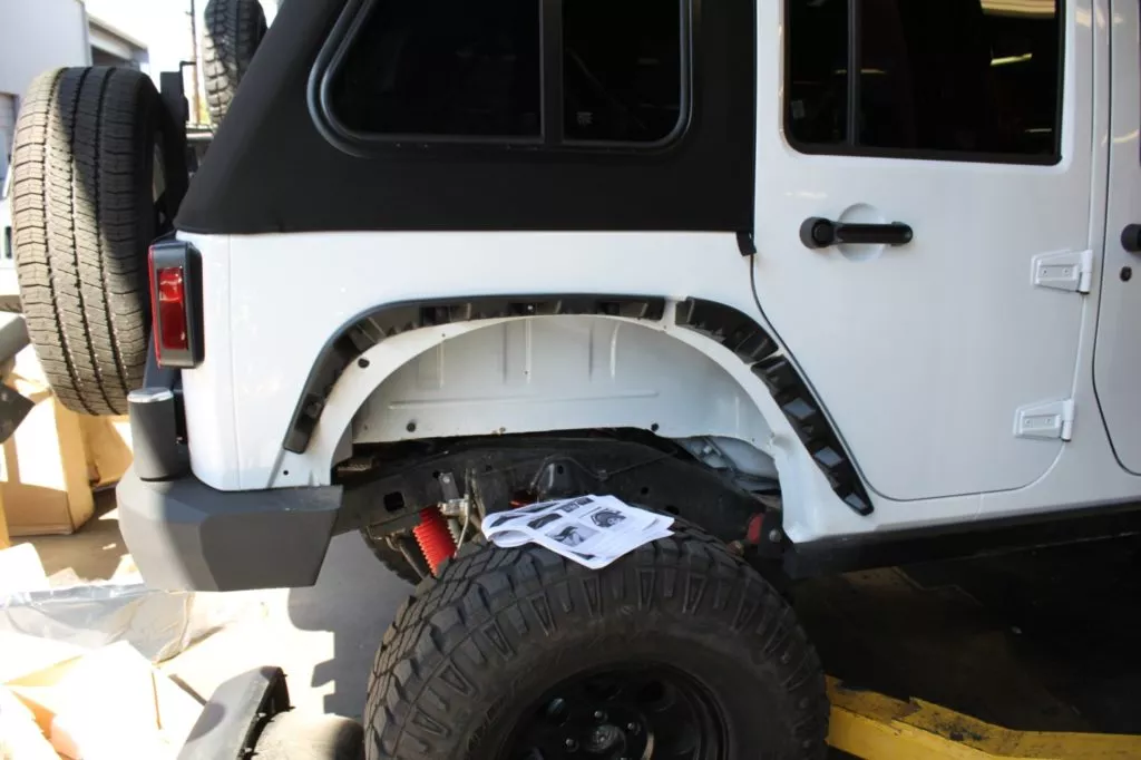 , EPISODE 9: Bushwacker Fender Flare Install