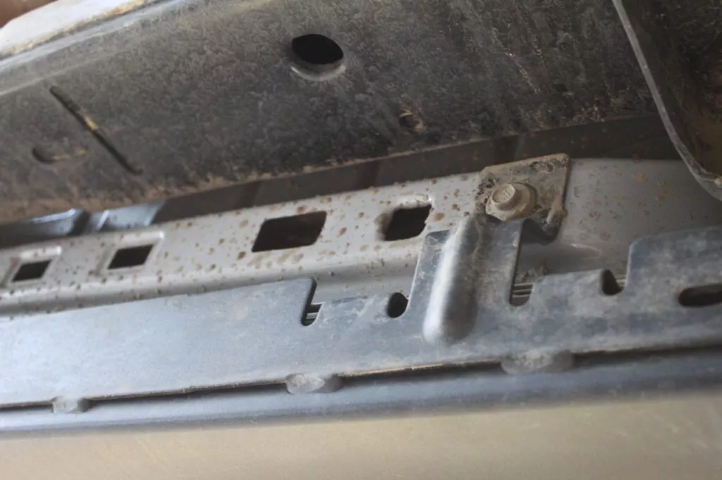 , EPISODE 5: Westin Automotive Trailblazer Jeep Rocker Guards Install