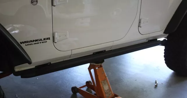 , EPISODE 5: Westin Automotive Trailblazer Jeep Rocker Guards Install