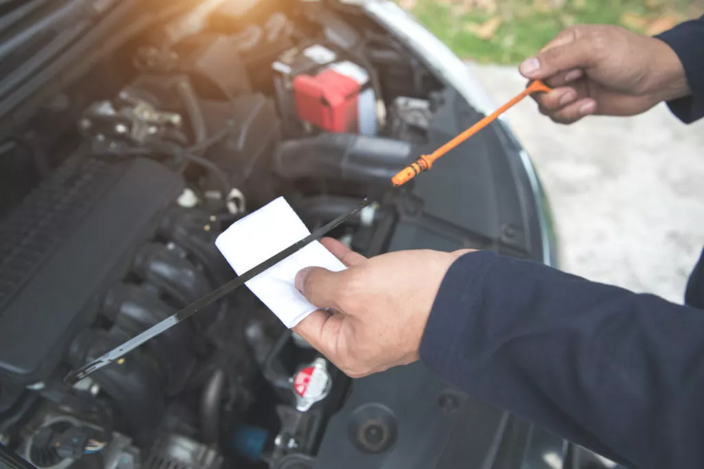 engine oil level inspection
