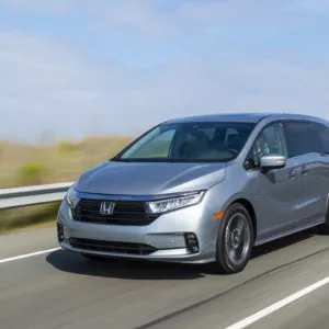 2021 Honda Odyssey frontside