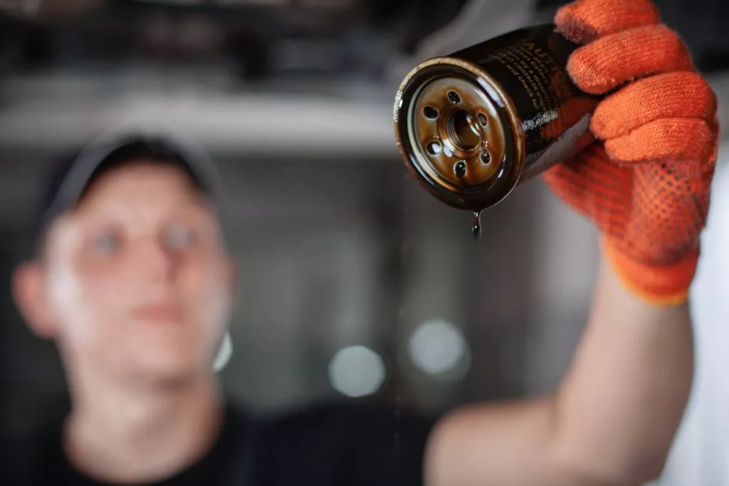 dirty oil filter