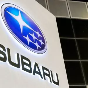 subaru logo ondealership building