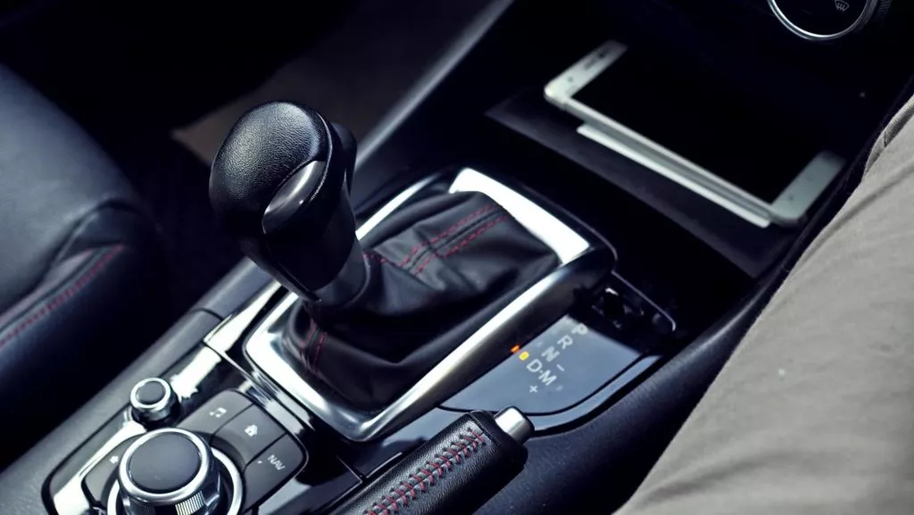 Modern look gear shift