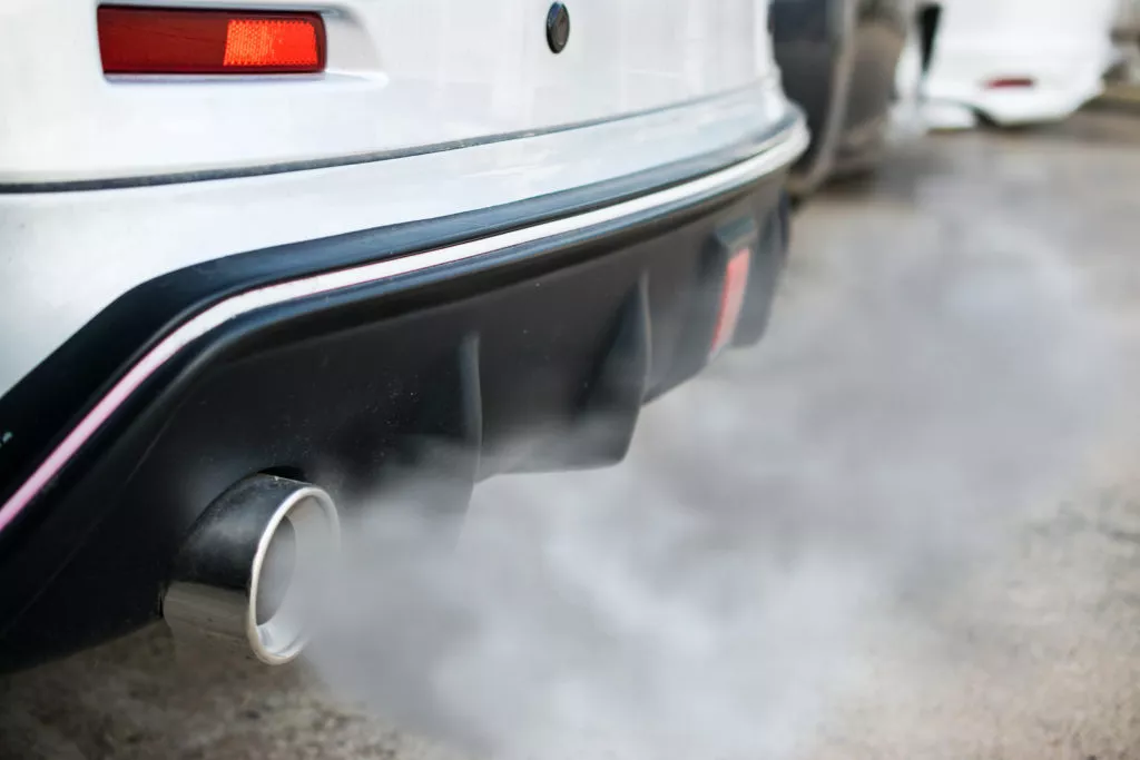 smoke coming out from the tailpipe