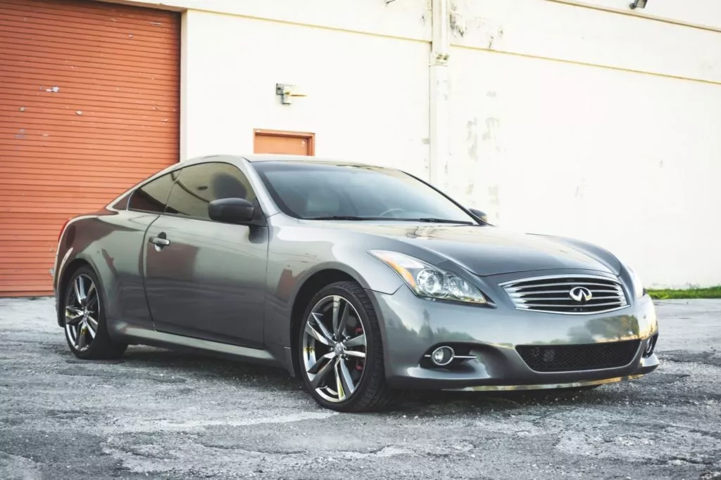 gray infiniti g37