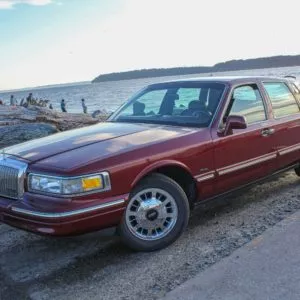 lincoln town car