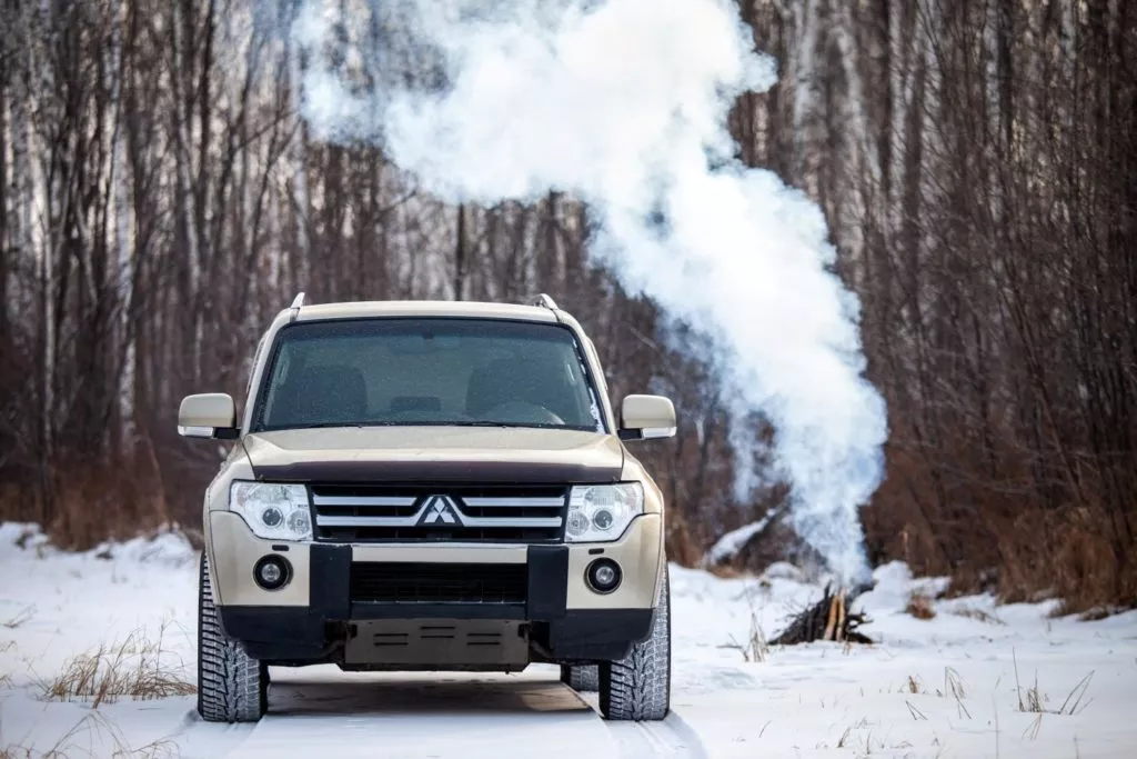 mitsubishi montero front view