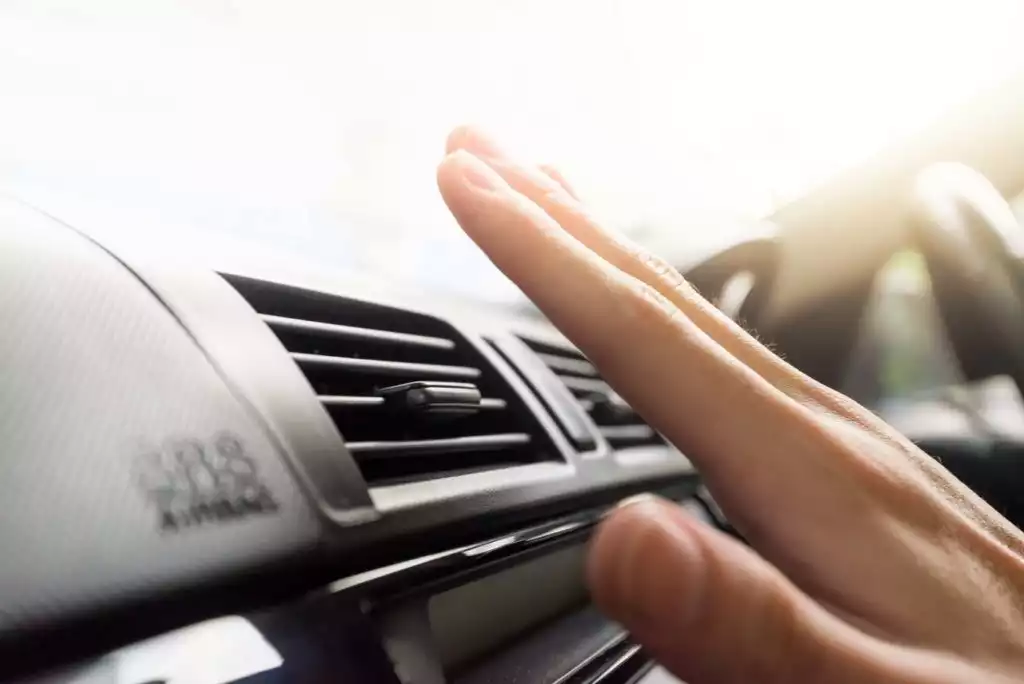 checking car airconditioning system