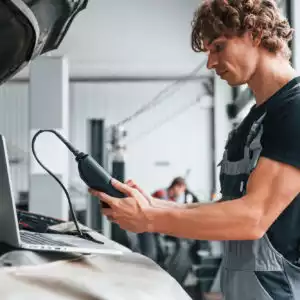 male mechanic encounters p2259 code