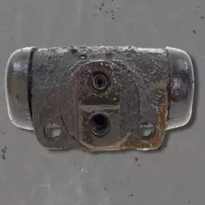 image of a bad brake wheel cylinder