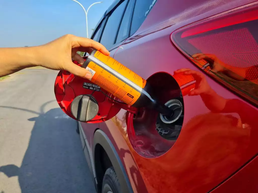 car fuel injector cleaner with additives