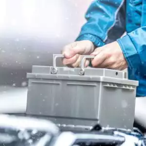 replacing car battery during winter