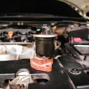 egr valve and car engine