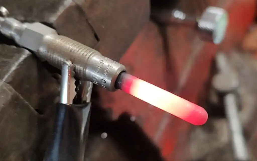 image of a hot glow plug