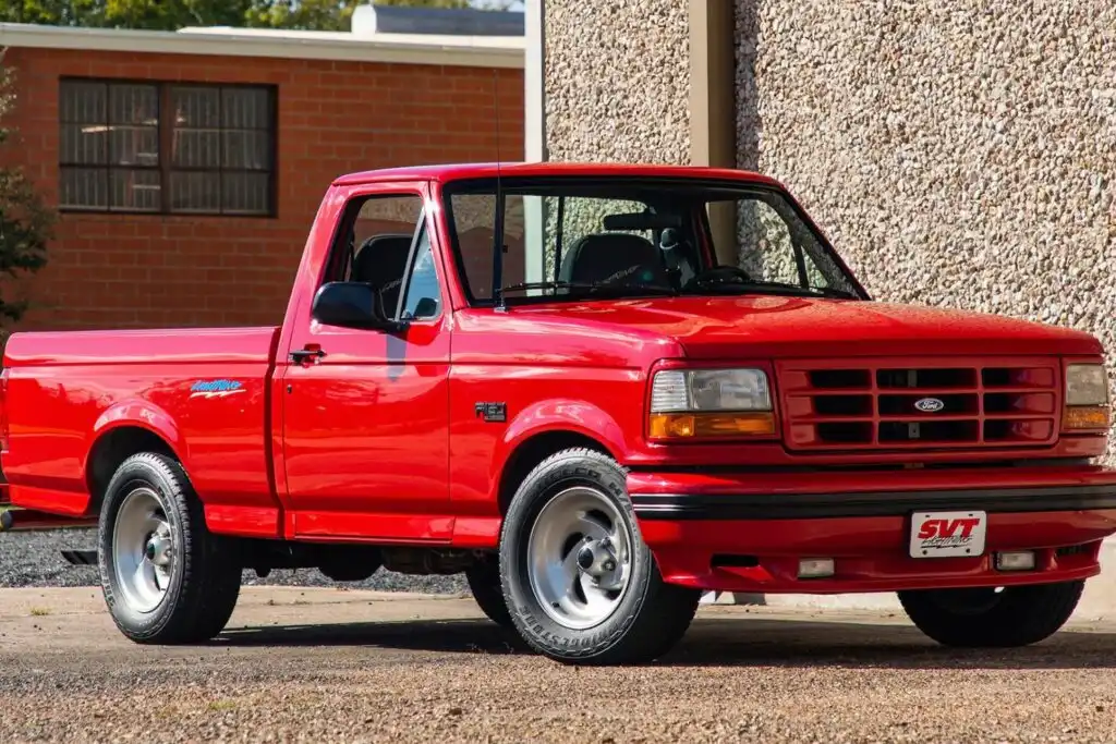 image of a 1993 ford f 150 svt lightning