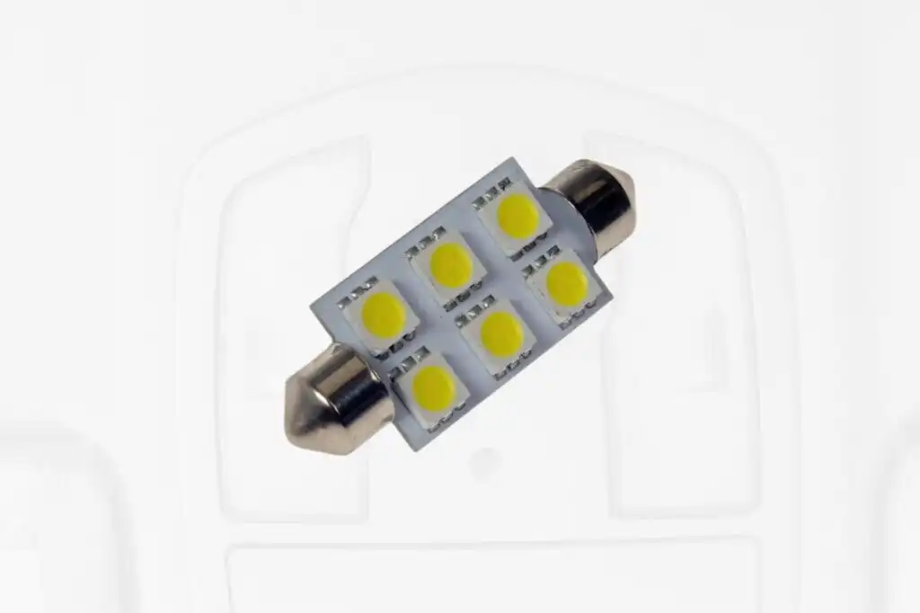 car dome light bulb replacement