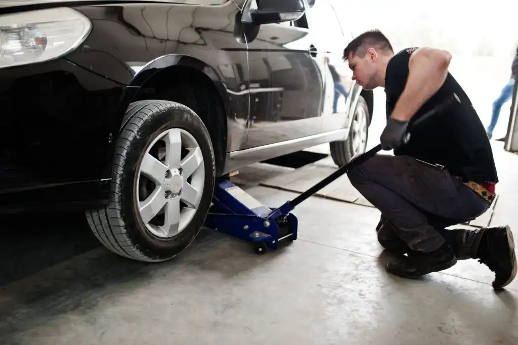 hydraulic floor jack operation