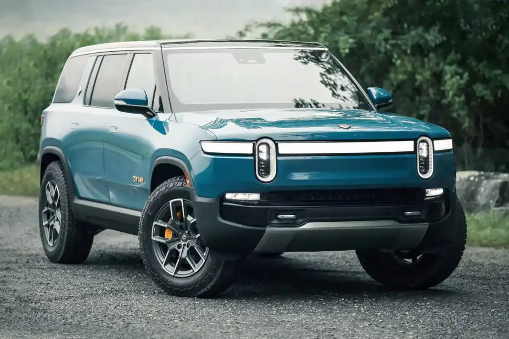 2023 rivian r1s edmunds