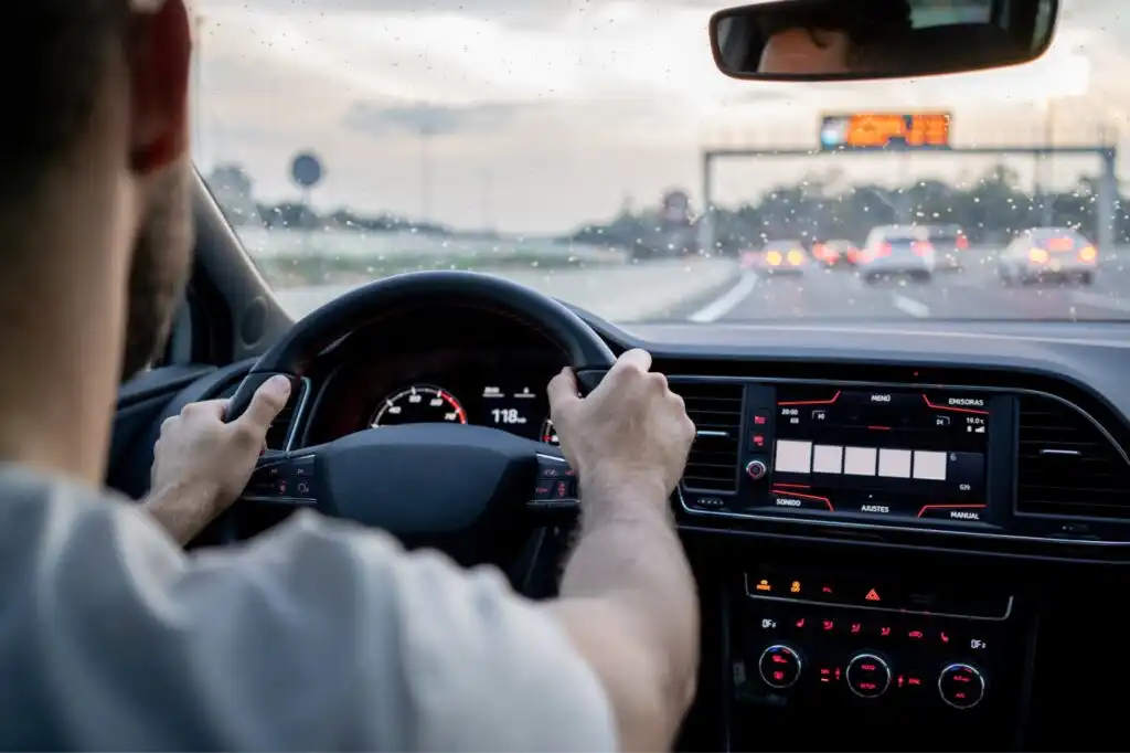 driver with stiff steering wheel
