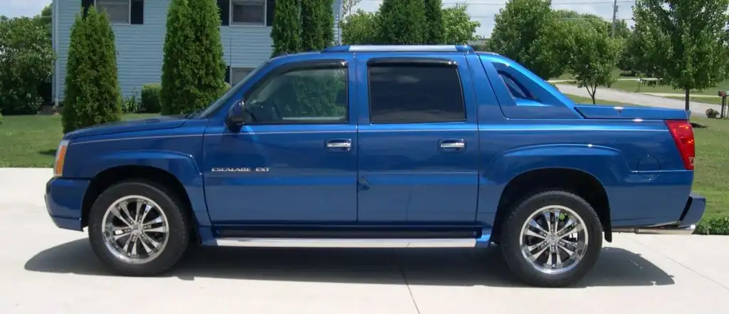 blue 2003 cadillac escalade ext