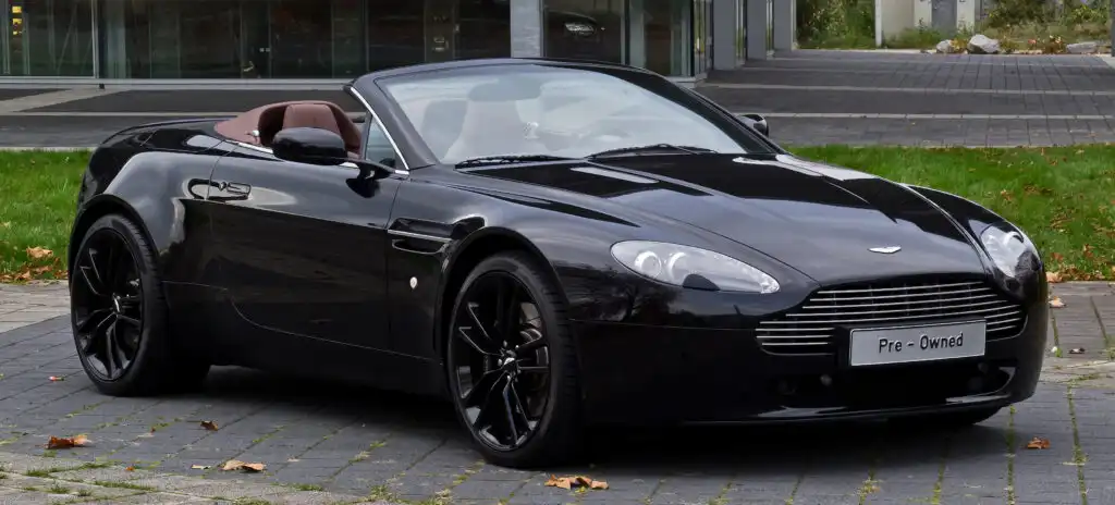 aston martin v8 vantage roadster