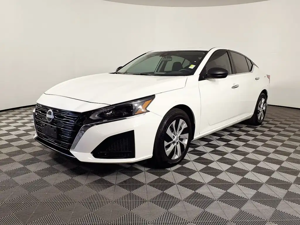 1280px 25 Nissan Altima 2.5 S