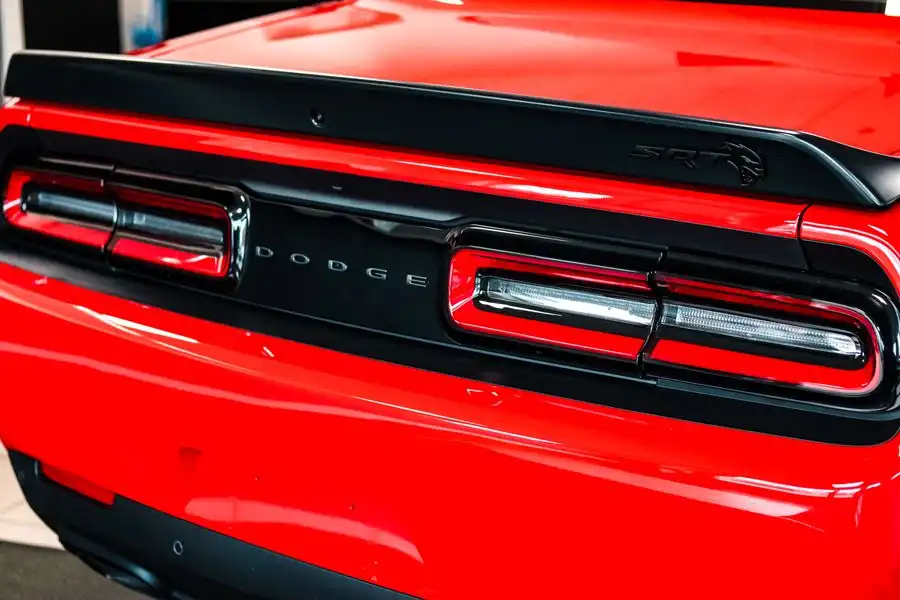 dodge trunk lid